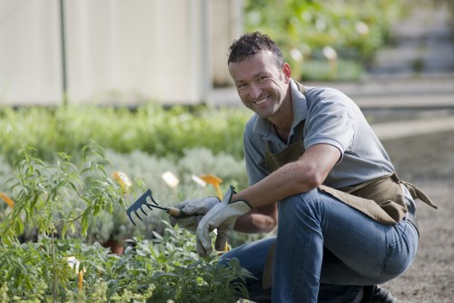 Seasonal garden maintenance and clearance in Leyton